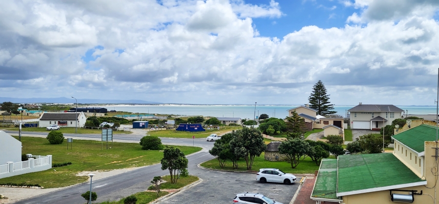 2 Bedroom Property for Sale in Struisbaai Western Cape